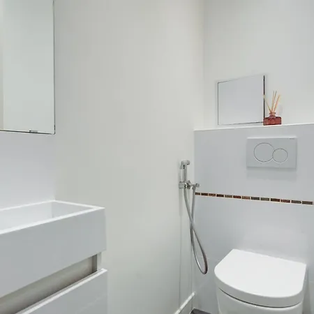 Apartment Bnbnova - Arc De Triomphe & Theatre Marigny *